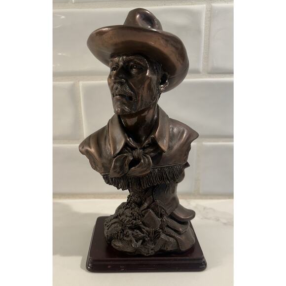 Vintage Cowboy Bust Americana Resin Sculpture 9” Tall Wooden Base Faux‎ Patina - Picture 1 of 10